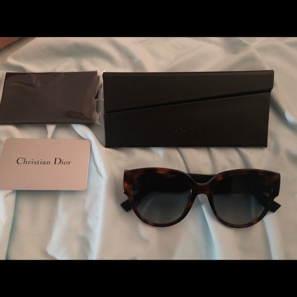 Authentic CHRISTIAN DIOR Acetate Sunglasses - Picture 2 of 12
